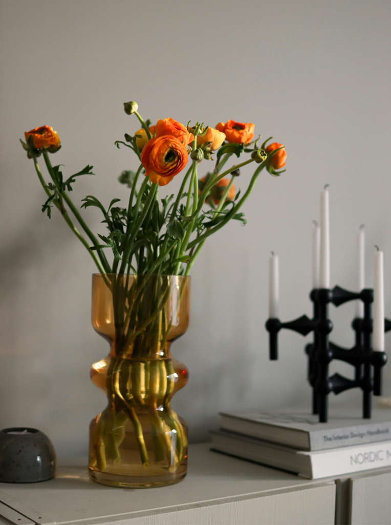 Surprise Your Loved One with a Halloween Flower Bouquet