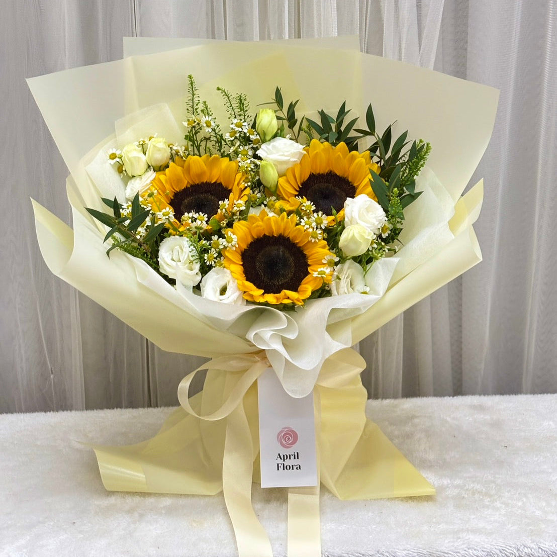 "Creamy Sunlight" Bouquet Of Sunflowers