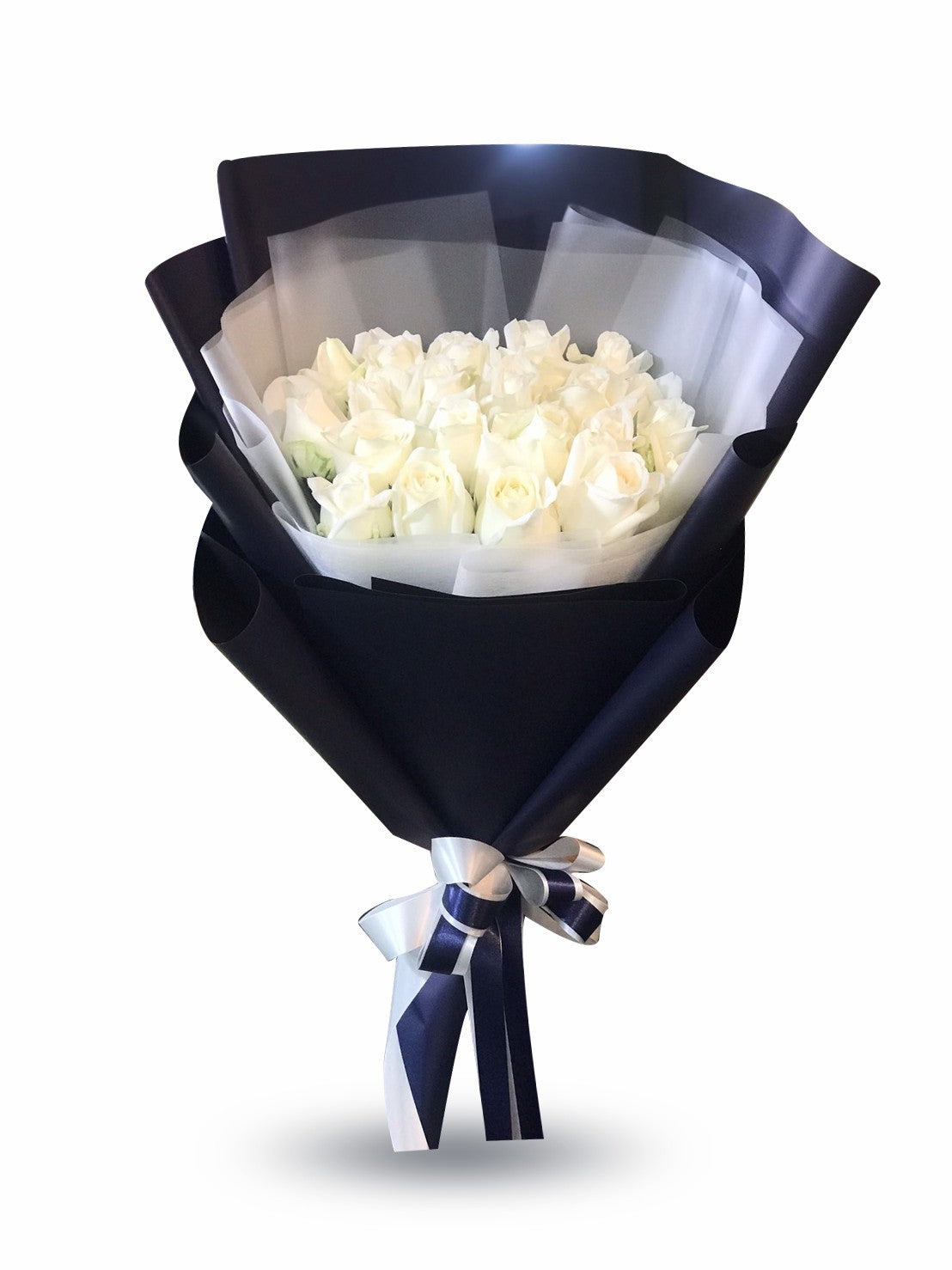 Minimal And Chic Bouquet Of 20 Roses - April Flora